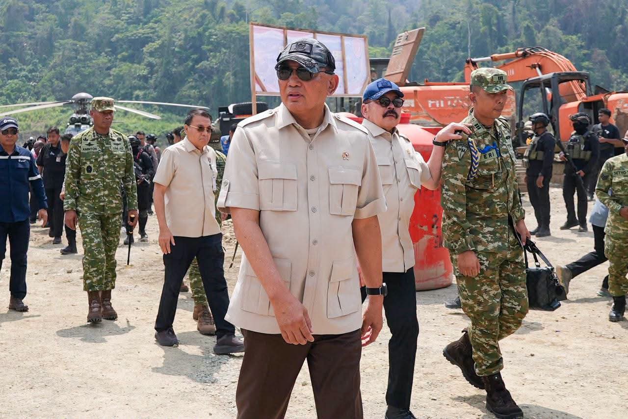 Sjafrie Sjamsoeddin Sjafrie Sjamsoeddin Tertibkan  Tambang Emas PT Kristalin Eka Lestari Seluas 275,36 Hektare di Distrik Makimi Nabire