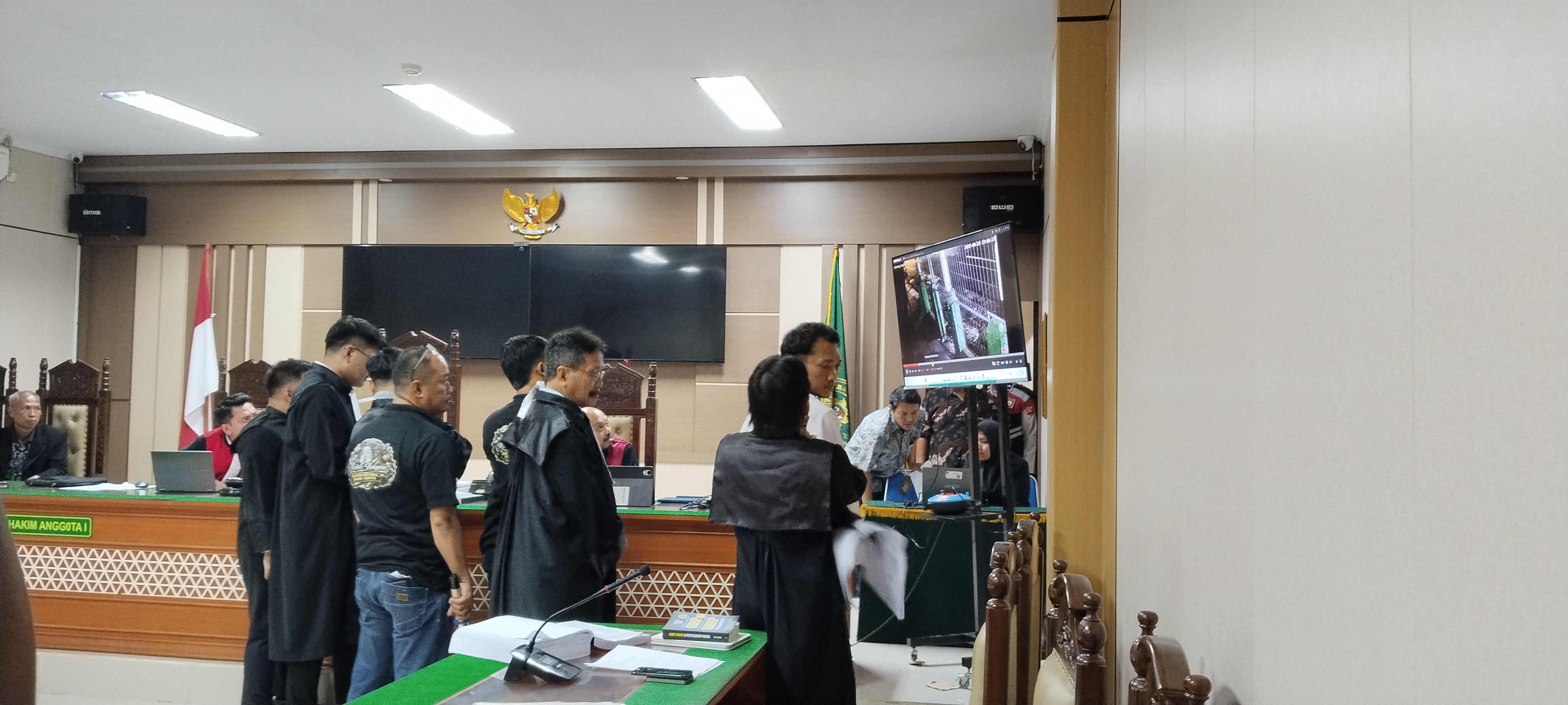 Antara Jenazah & Beras, Kejanggalan CCTV di KIOS Korban
