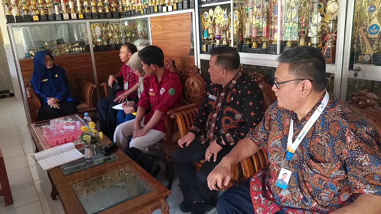 Kunjungan Dadakan Kepala Dinas Provinsi Jawa Tengah ke SDN 2 di Brebes Tanpa Pendampingan Pemkab Jadi Sorotan, Dewan Pendidikan: "Ada Apa?"