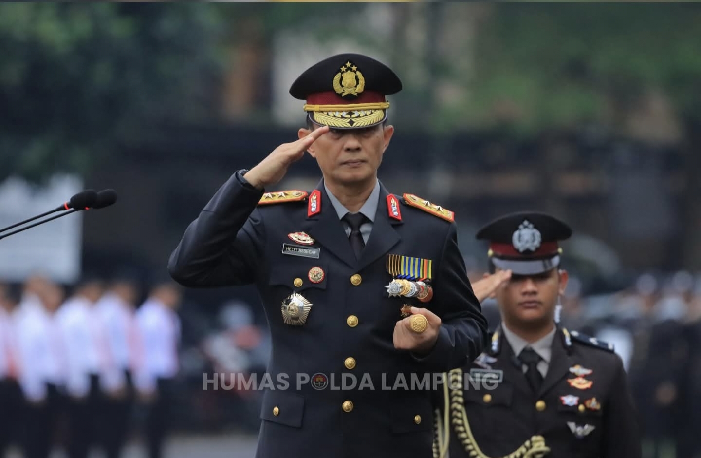 Kapolda Lampung Irjen Pol Helfi Assegaf, S.I.K., M.H. Pimpin Upacara Hari HKN