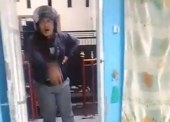 WARGA RESAH, PETUGAS TAGIH KOPERASI ABIMANYU BERKAH MAKMUR DIDUGA Tantang Nasabah Dilaporkan Polisi
