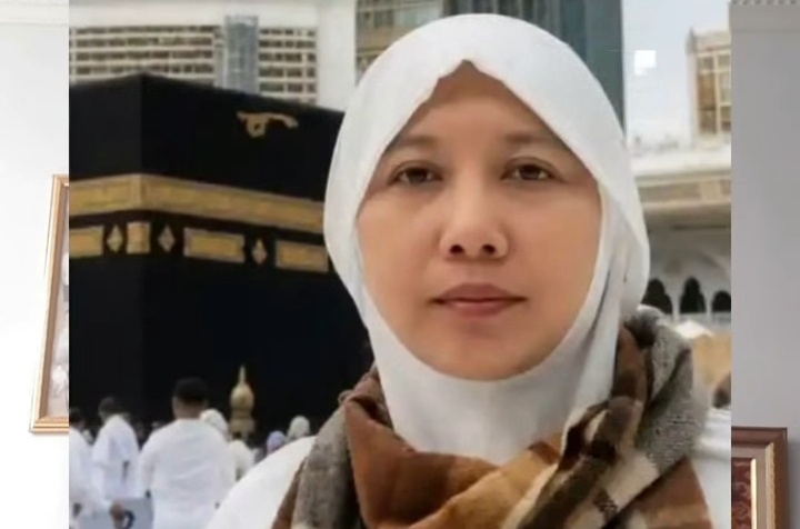 10 Tahun Mengajar Ummi Umsiyah, Kapolri Listyo Sigit Berangkatkan Umroh