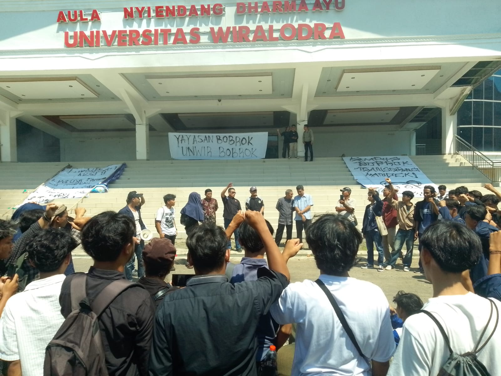MPM Universitas Wiralodra Gelar Aksi & Audensi