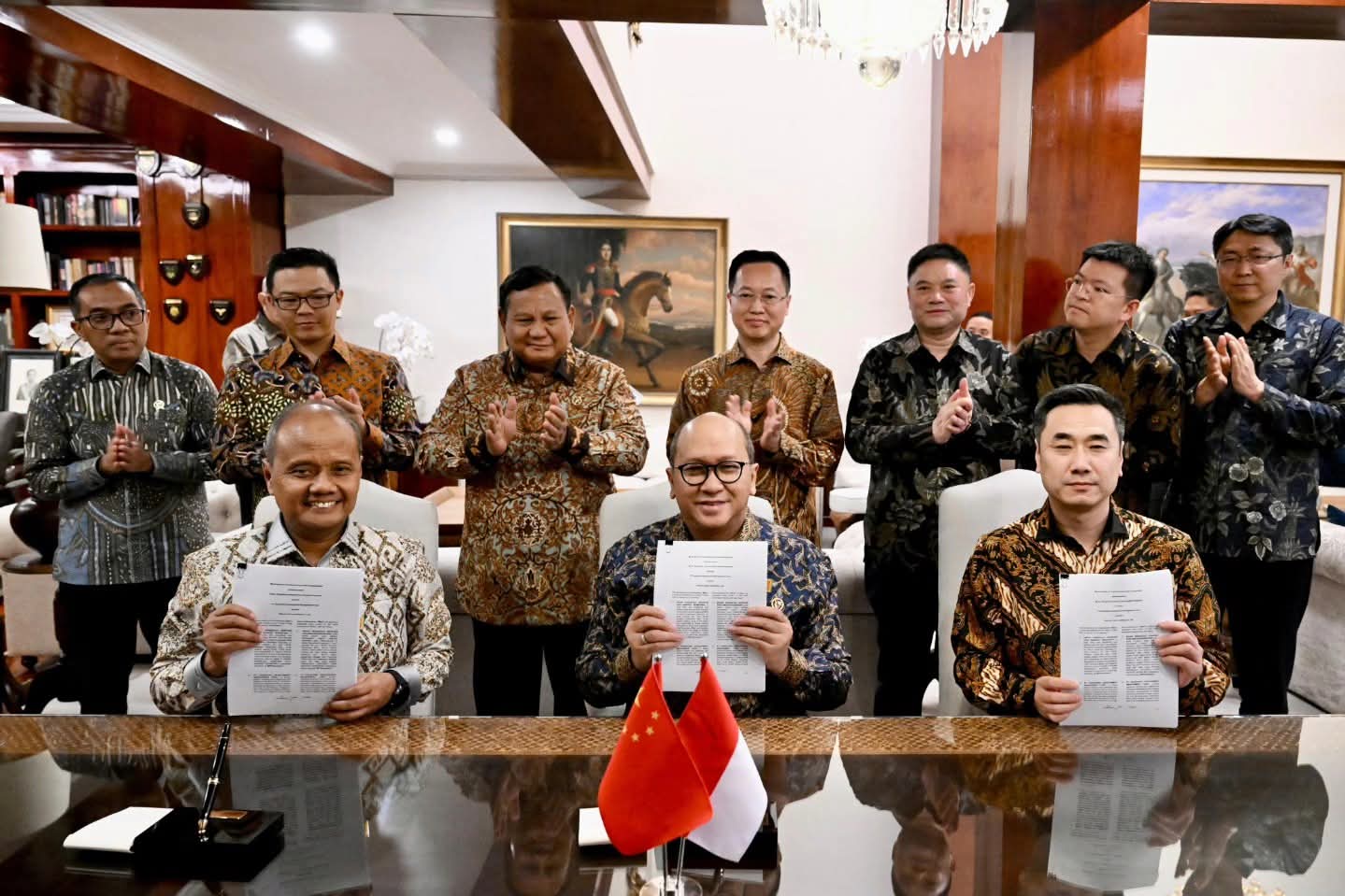 Presiden Prabowo Terima Delegasi Hisense di Kertanegara, Saksikan Penandatanganan MoU dengan Danantara