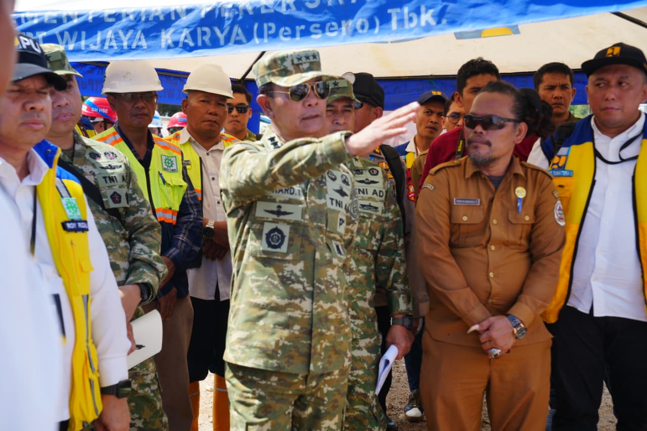 Kunjungi Tapanuli, Kasum TNI Targetkan Percepatan Rehabilitasi Pascabencana