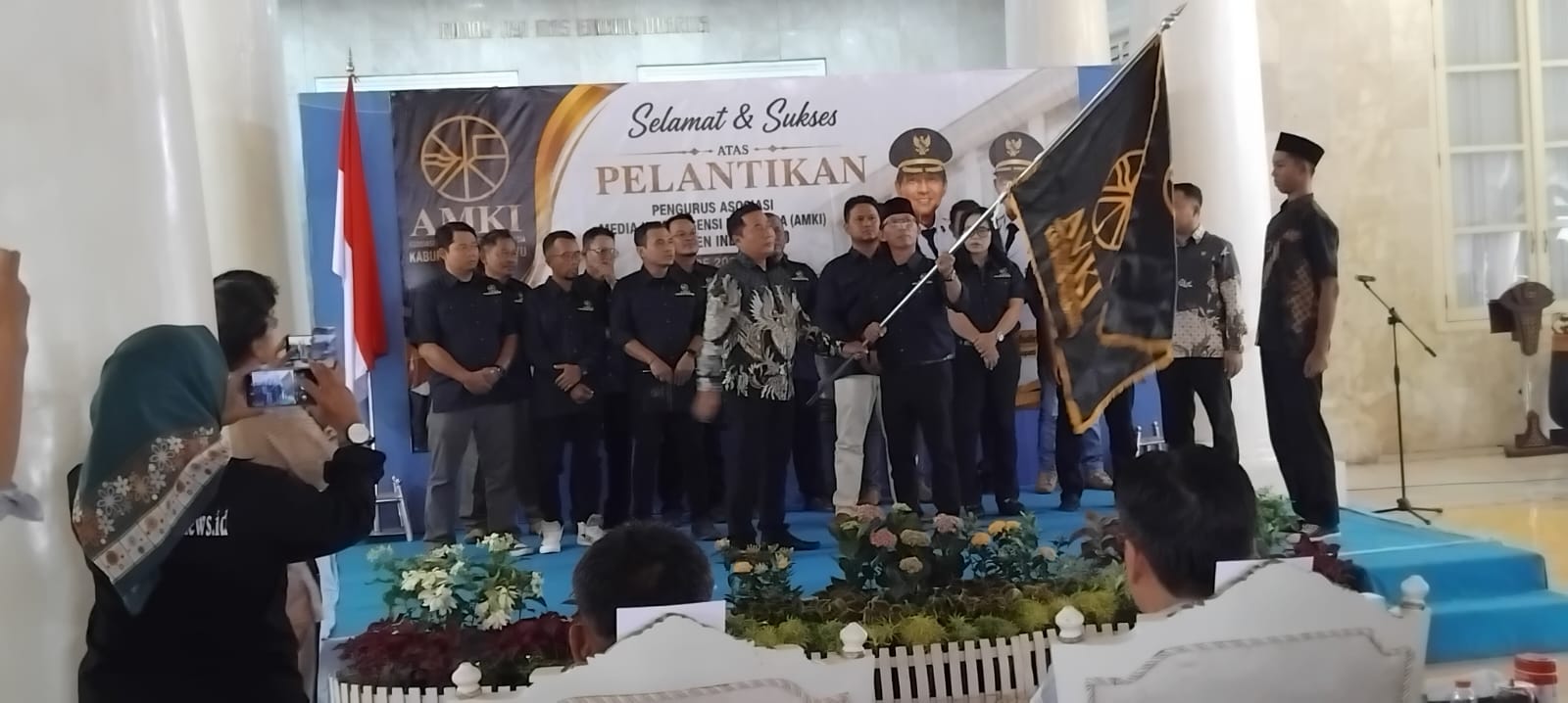 Dukungan Lucky Hakim dan H. Mulyadi Antar Pelantikan AMKI Indramayu Berjalan Lanca
