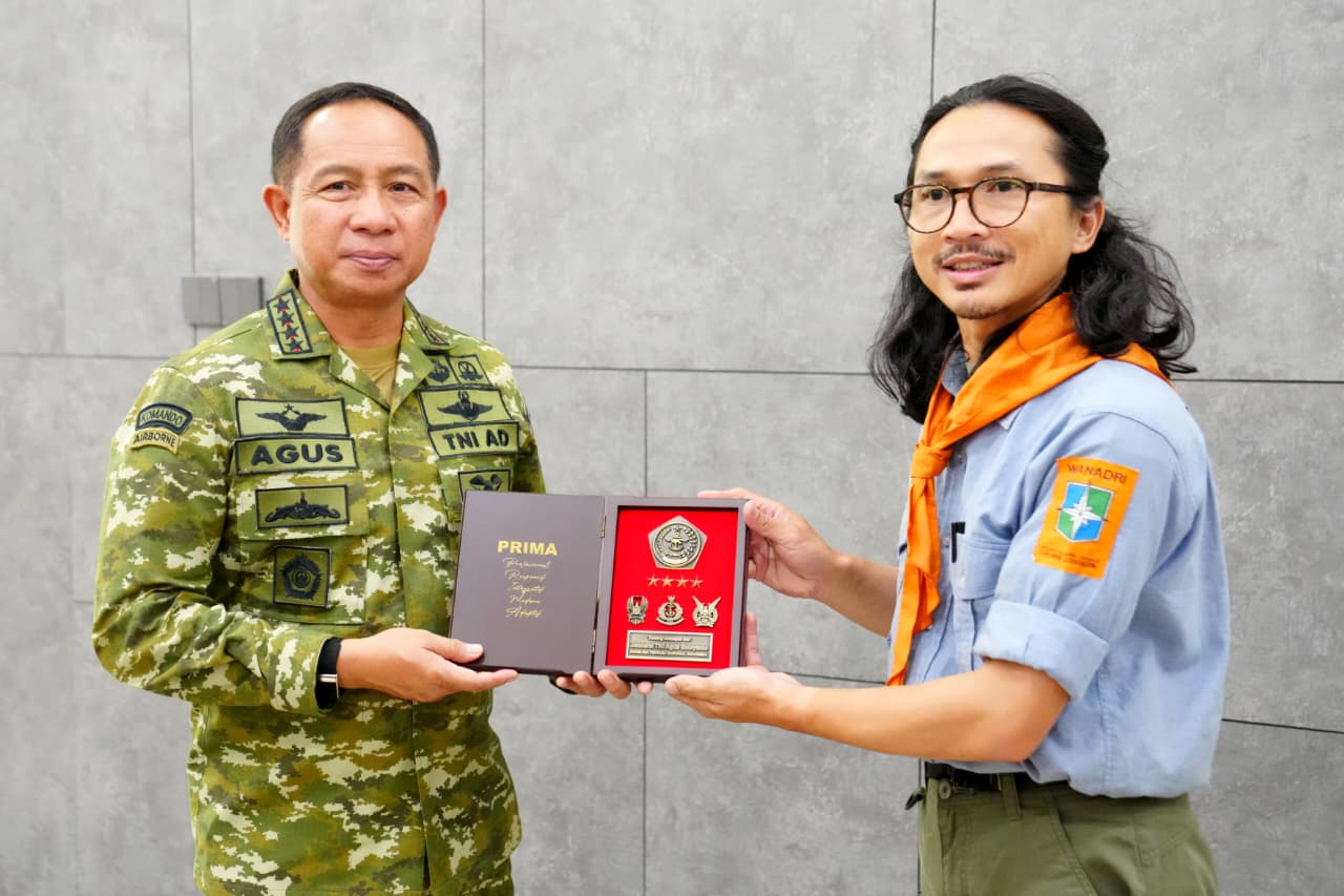 Pertemuan Panglima TNI dan Wanadri: Komitmen Bersama untuk Cinta Tanah Air dan Lingkungan