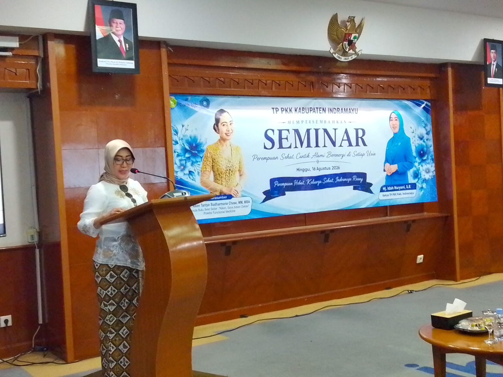 TP PKK Indramayu Gelar Seminar Rahasia Perempuan Sehat, Cantik Alami Berenergi di Setiap Usia