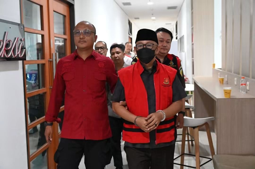 Viral! Wabup Indramayu Syaefudin Ditahan Kejati Jabar