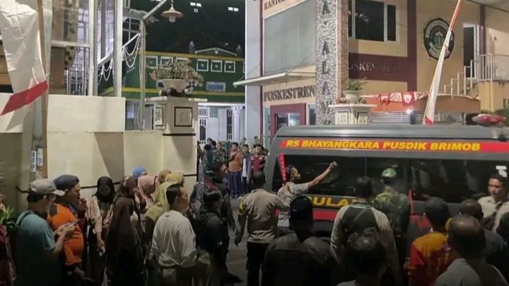 Suasana Pesantren Mencekam, Ratusan Anak Santri Di Duga Keracunan MBG
