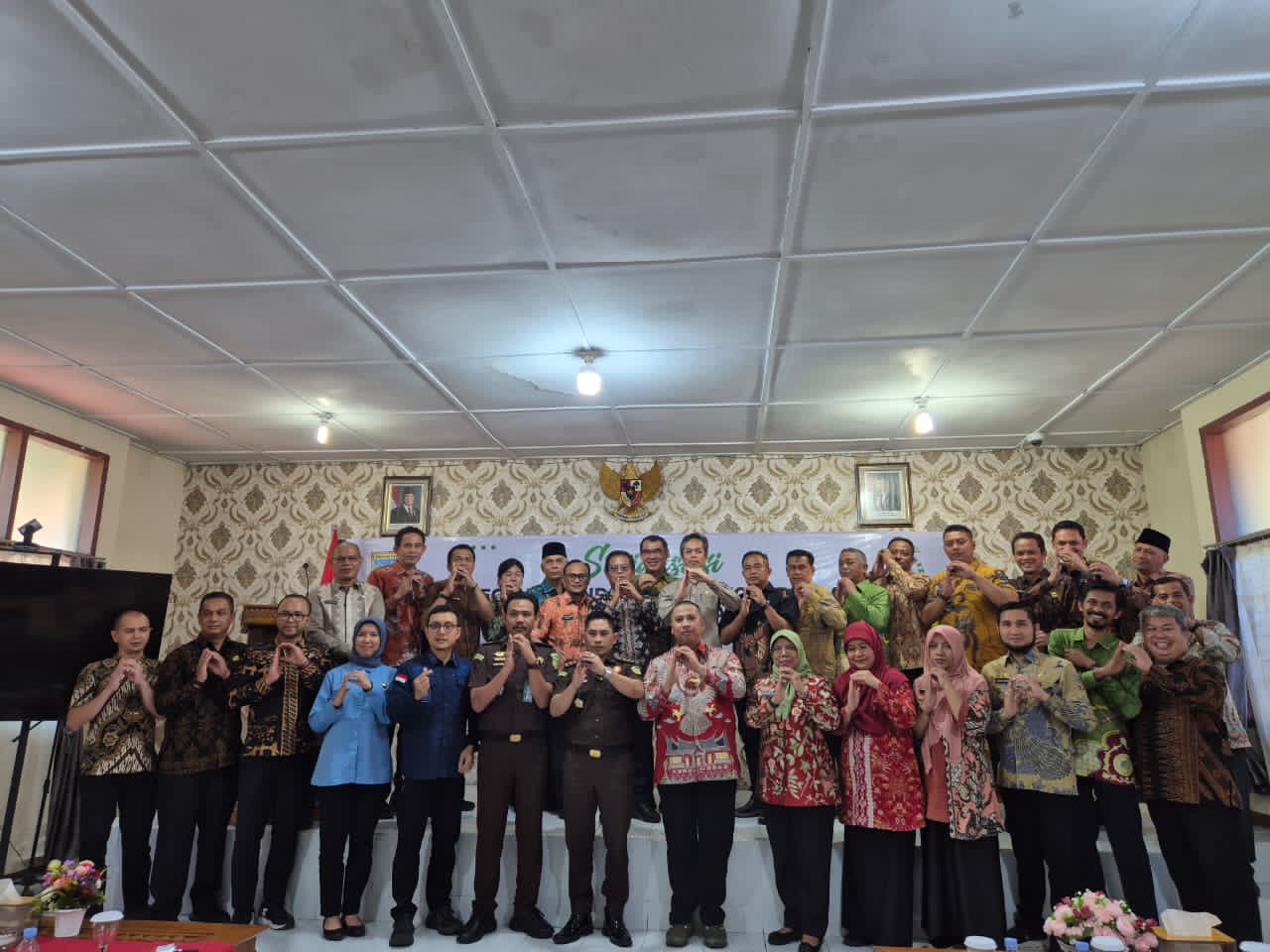 Walikota Padang Panjang Beri Apresiasi dan Penghargaan Ke Kejari Padang Panjang