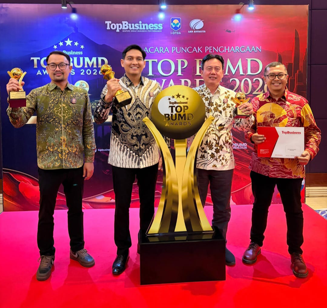 Lucky Hakim, Pemkab Indramayu Sukses Raih Penghargaan TOP BUMD Awards 2026