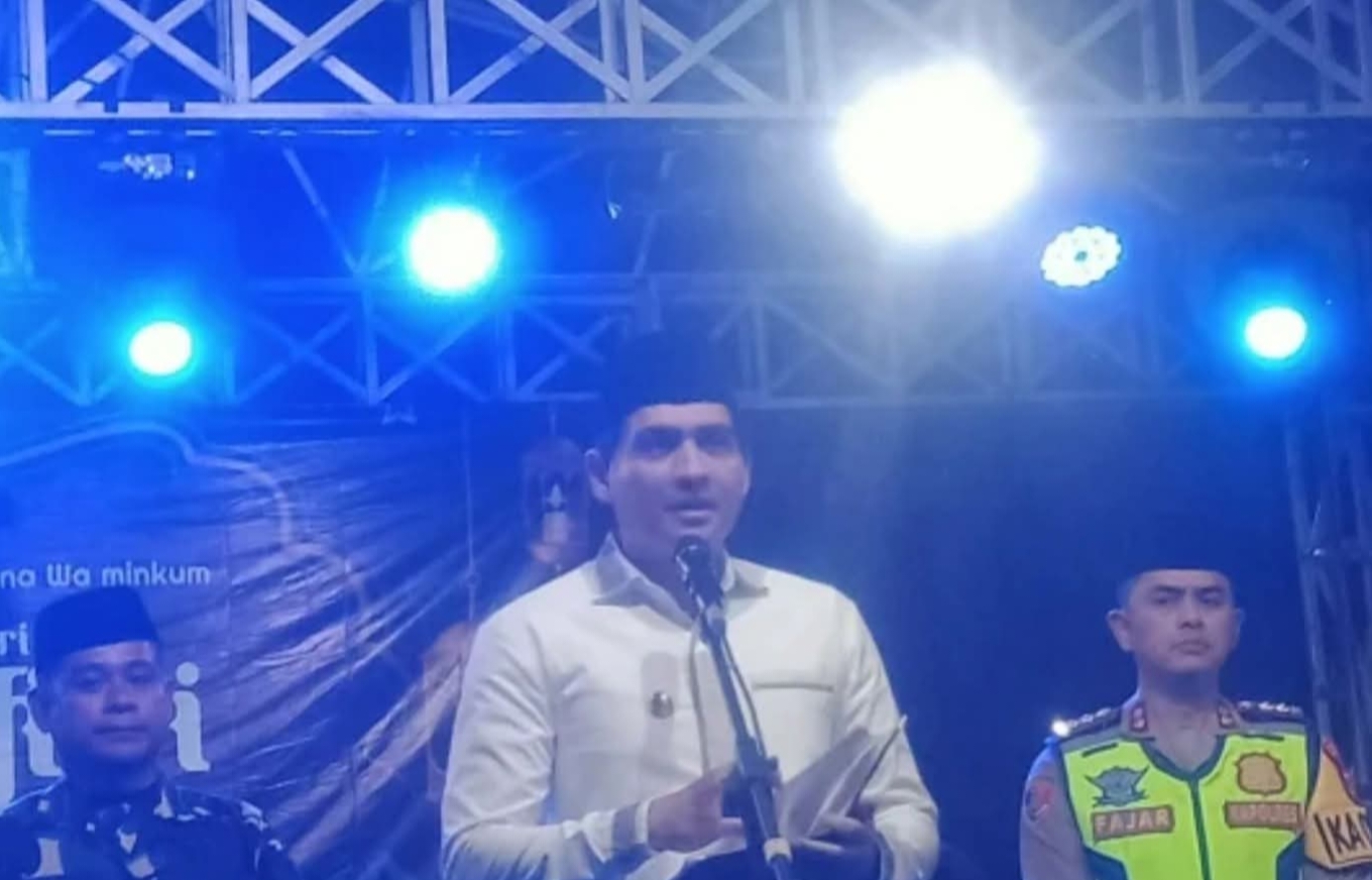 Bupati Lucky Hakim Lepas Takbir Keliling Sambut Idul Fitri 1447 H