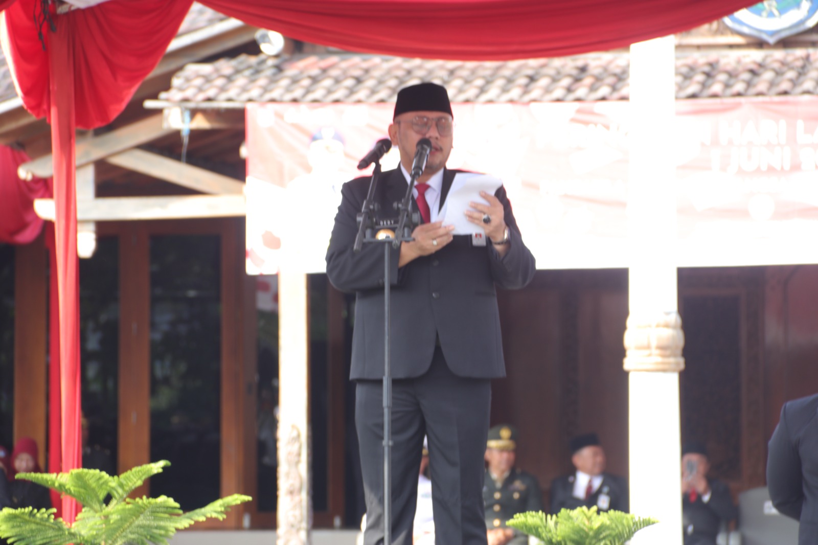 Dedy Yon Bacakan Sambutan Kepala BPIP di Upacara Peringatan Harlah Pancasila